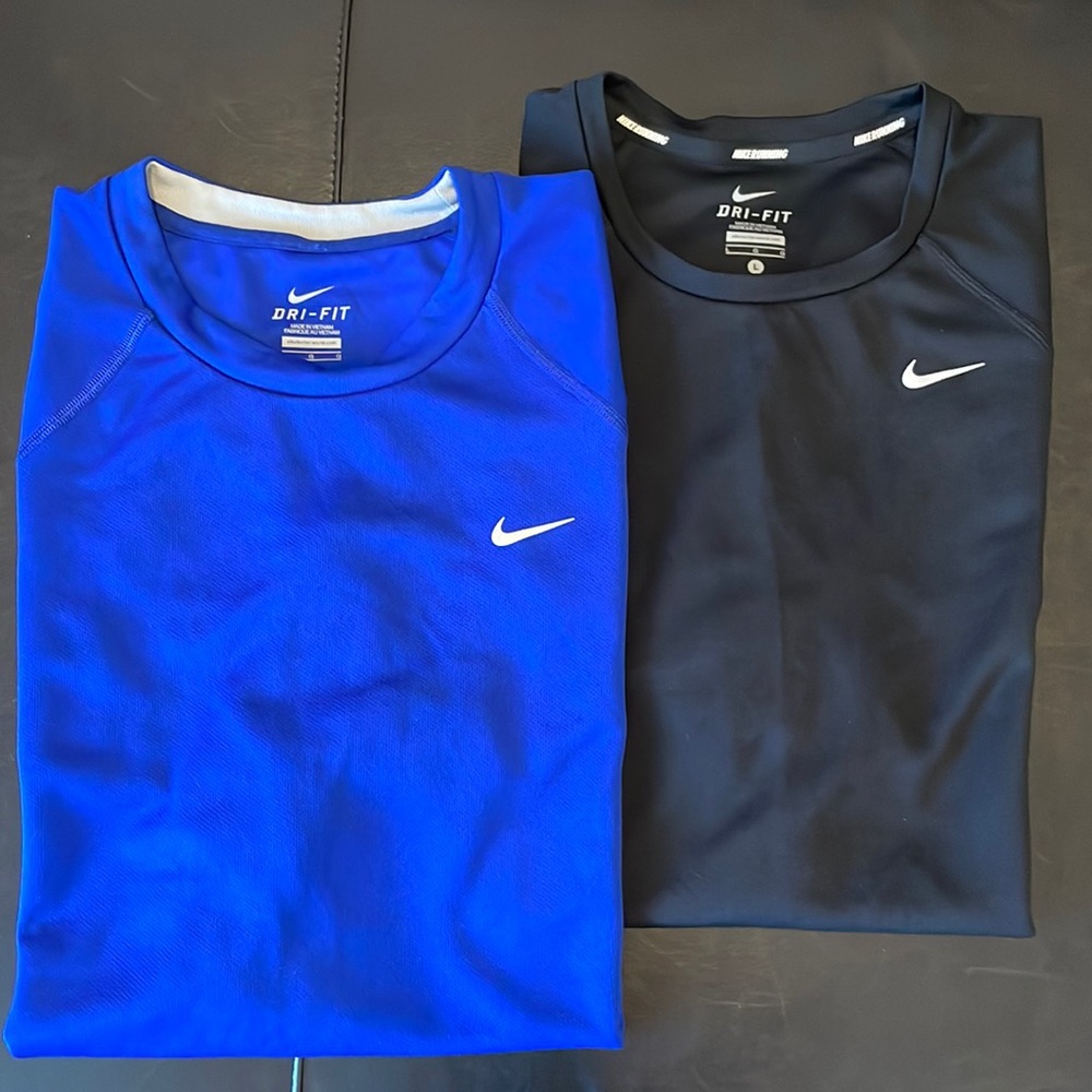 Set of 2 Nike Dri-Fit men’s shirts in size Large.